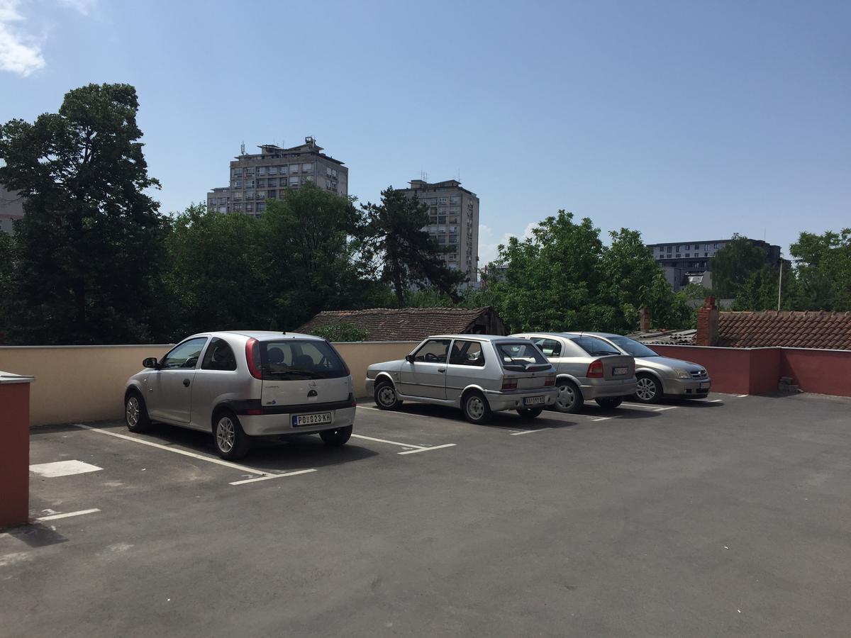Mka Suite Kragujevac Esterno foto